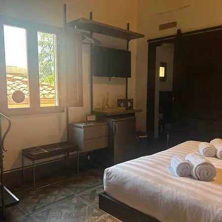 Opus Puccini Bed & Breakfast 4*